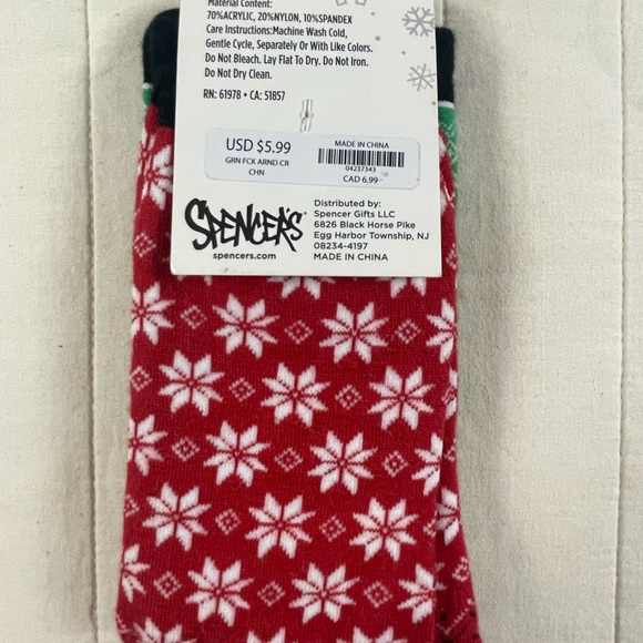 Spencer’s FAFO Green Funny Santa Socks - Picture 4 of 7